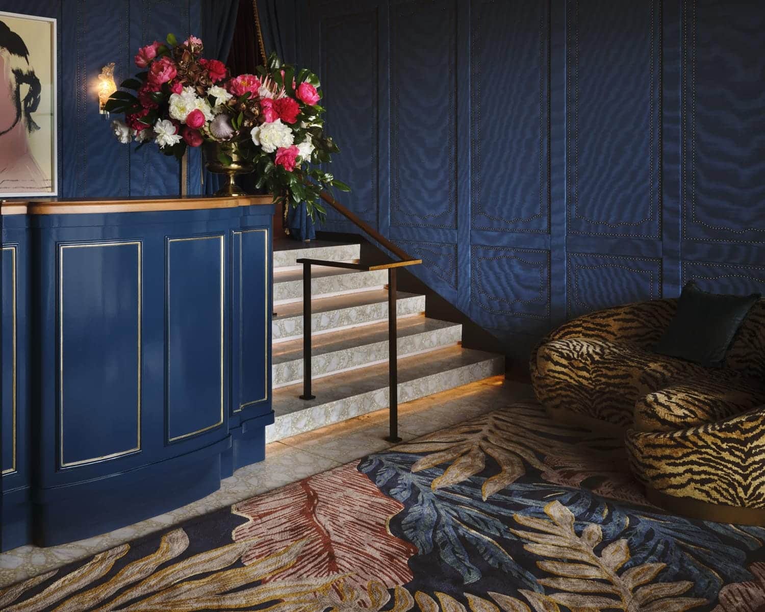 Restaurant broadloom carpet by Jamie Stern
