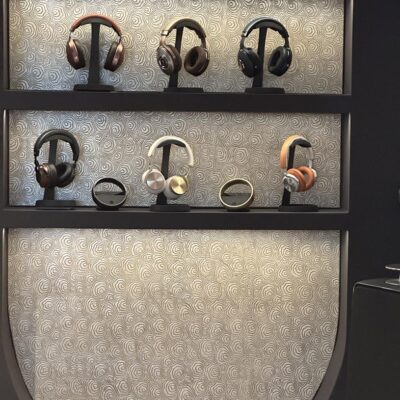 Deco embossed leather wall