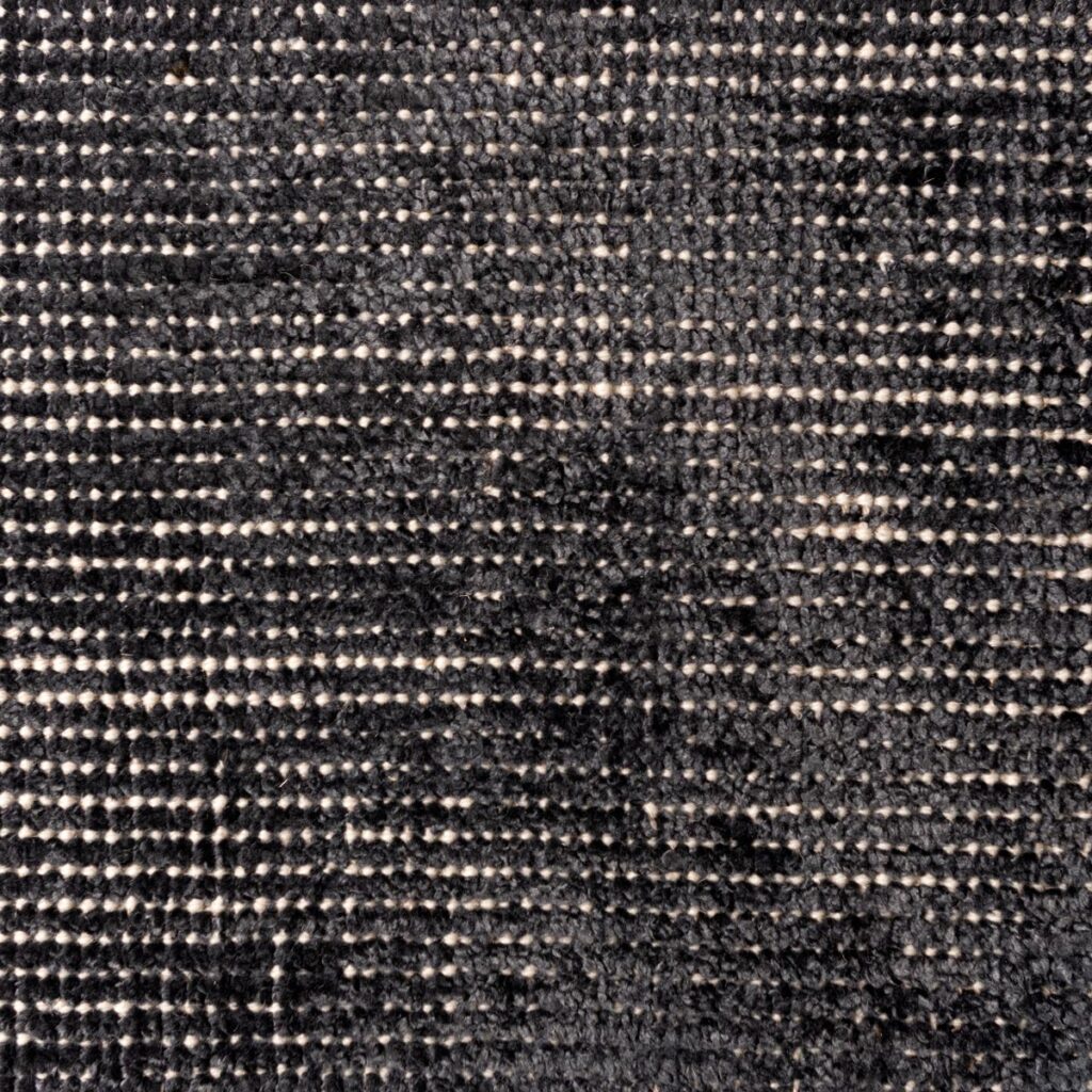 Nigella Indica - FAS#174-2 - wool & bamboo silkPom Colors 232, 021